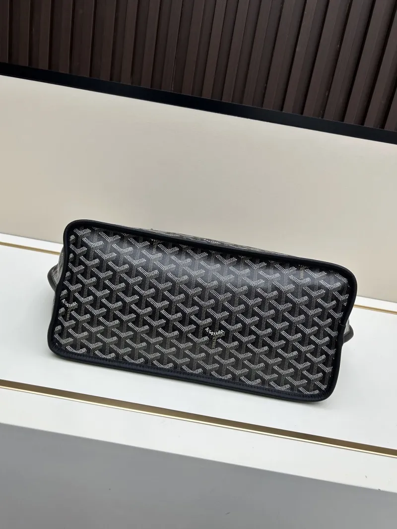 Goyard Black Tote Shopping Bag with Pouch - Image 6