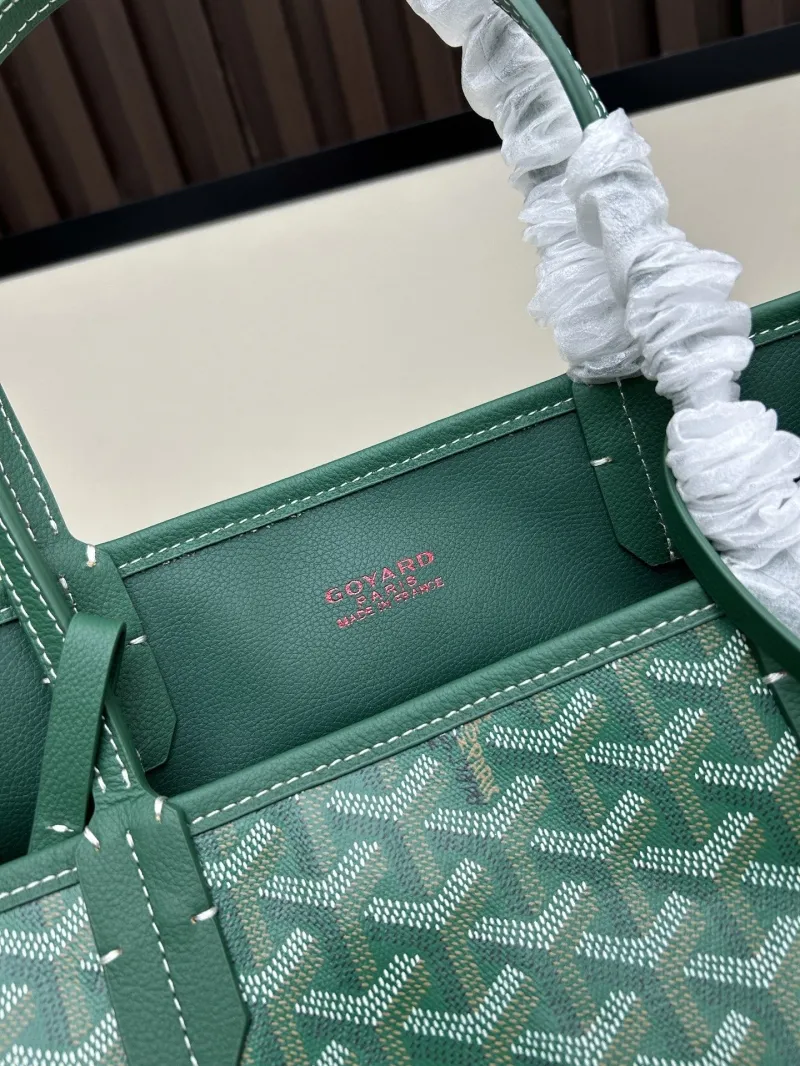 Goyard Green Tote Bag with Pouch - Image 5