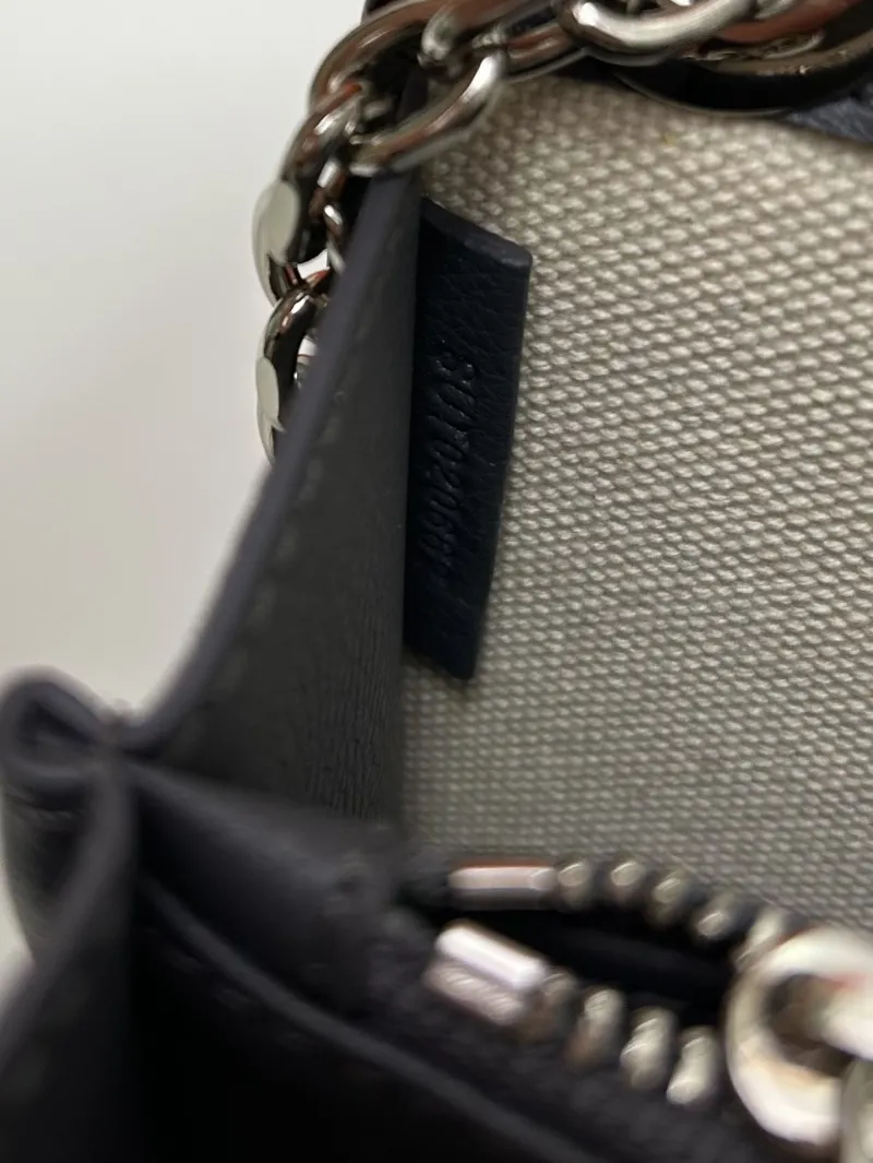 Goyard Dark Gray Chain Shoulder Bag 551 Large Small Sizes - Image 9