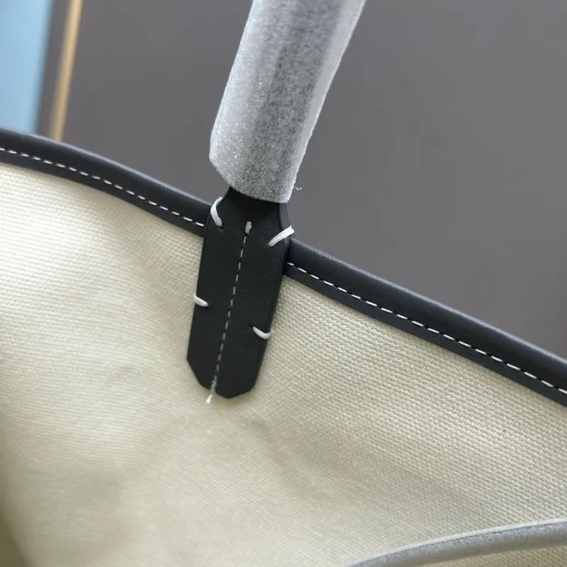 Goyard Large Gray Shopping Tote Bag with Pouch - Image 6