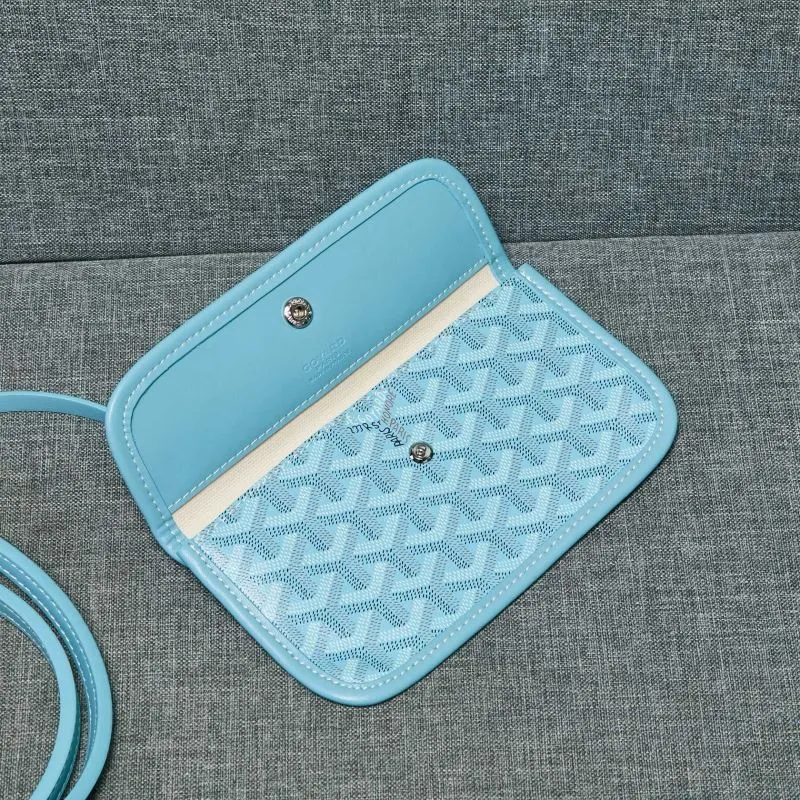 Goyard Light Blue Tote Bag with Pouch - Image 7