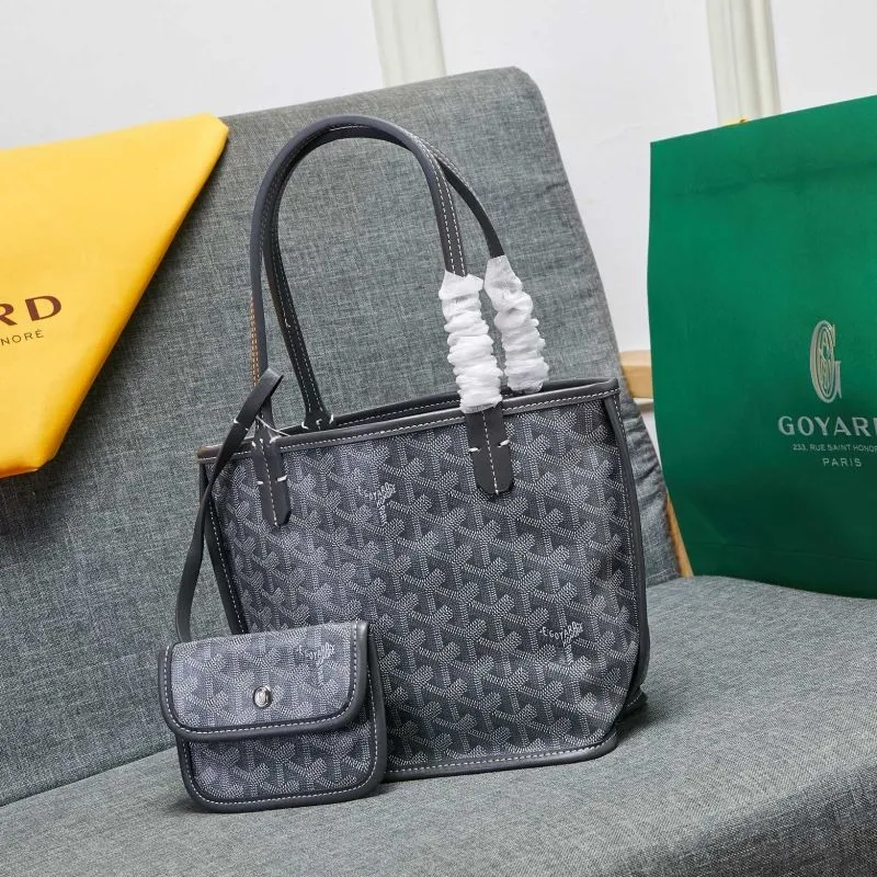 Goyard Gray Tote Bag with Small Pouch - Image 3
