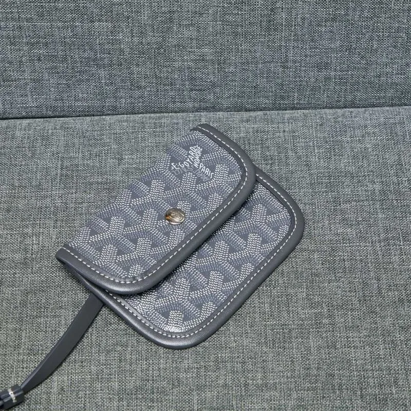 Goyard Gray Tote Bag with Small Pouch - Image 6