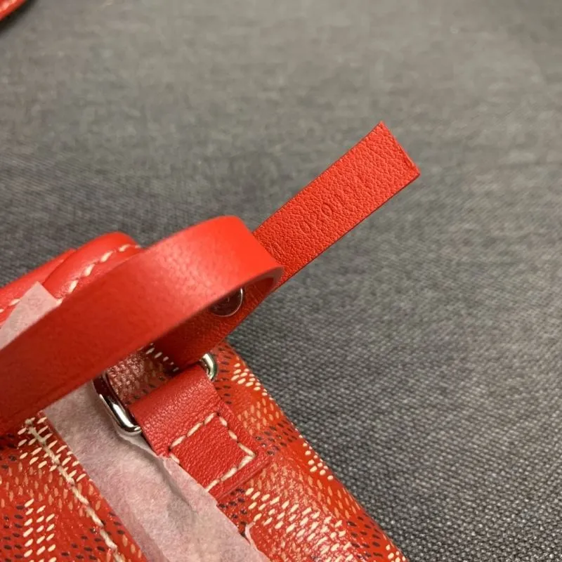 Goyard Red Tote Bag with Pouch - Image 9