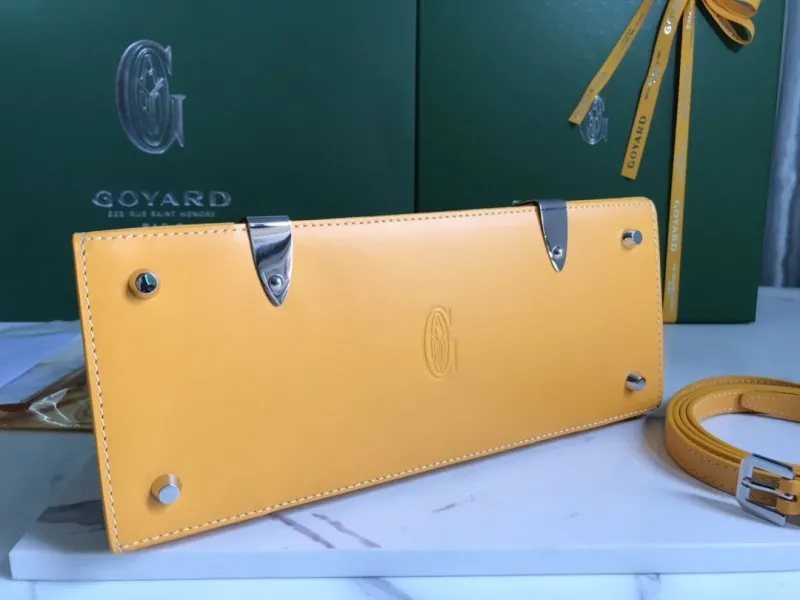 Goyard Yellow Top Handle Shoulder Bag - Image 4