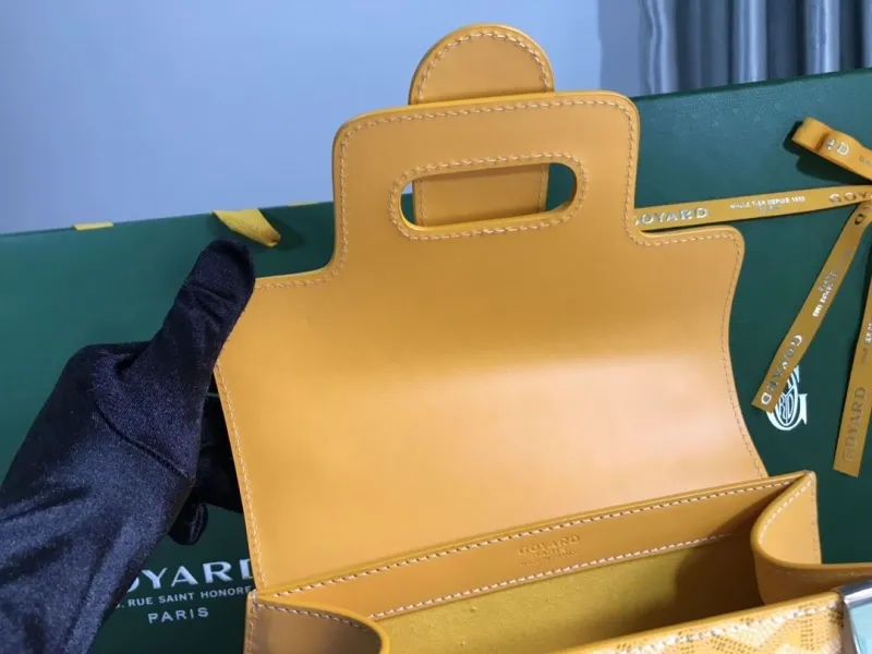 Goyard Yellow Top Handle Shoulder Bag - Image 7