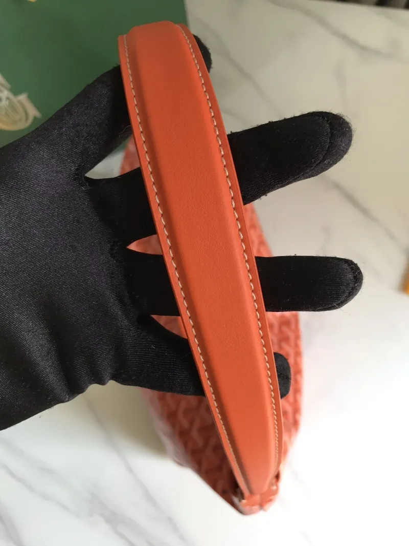 Goyard Orange Hobo Shoulder Bag Size 38 - Image 3