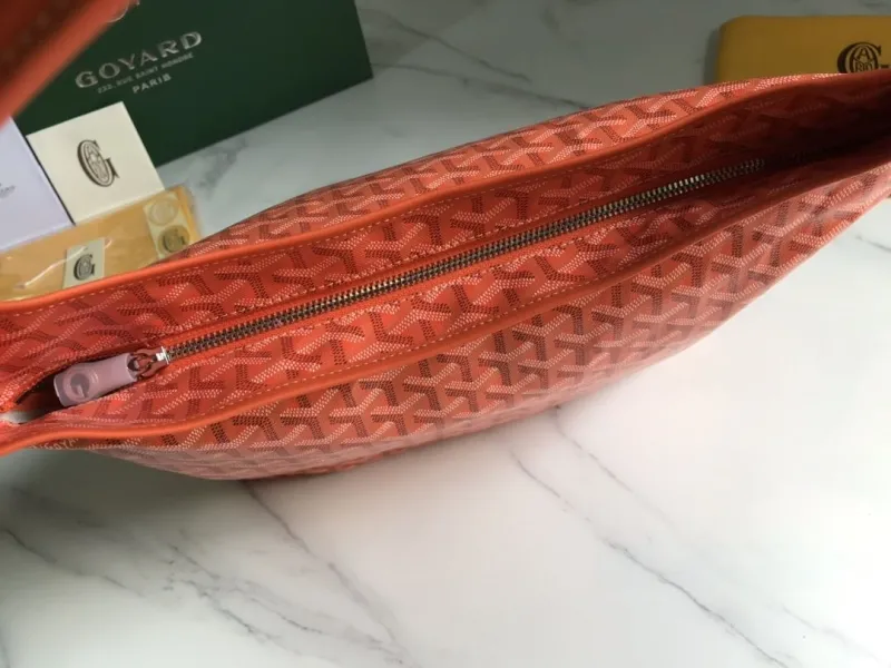 Goyard Orange Hobo Shoulder Bag Size 38 - Image 5