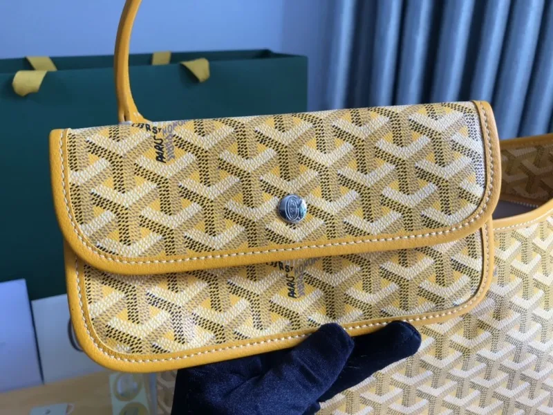 Goyard Yellow Top Handle Hobo Bag - Image 7