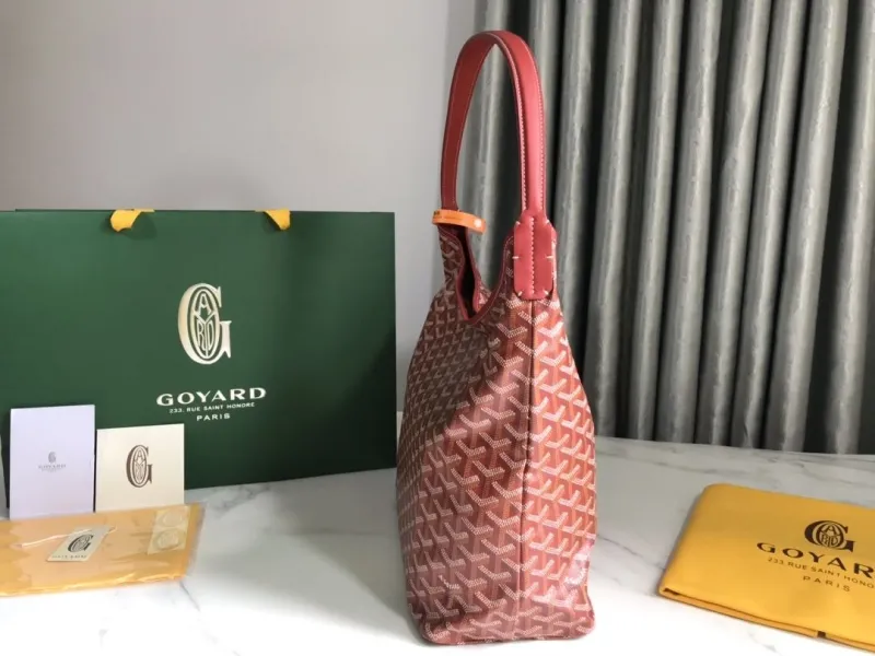 Alternative view of Goyard Red Hobo Shoulder Bag