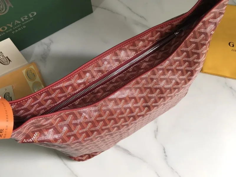 Goyard Red Hobo Shoulder Bag - Image 5