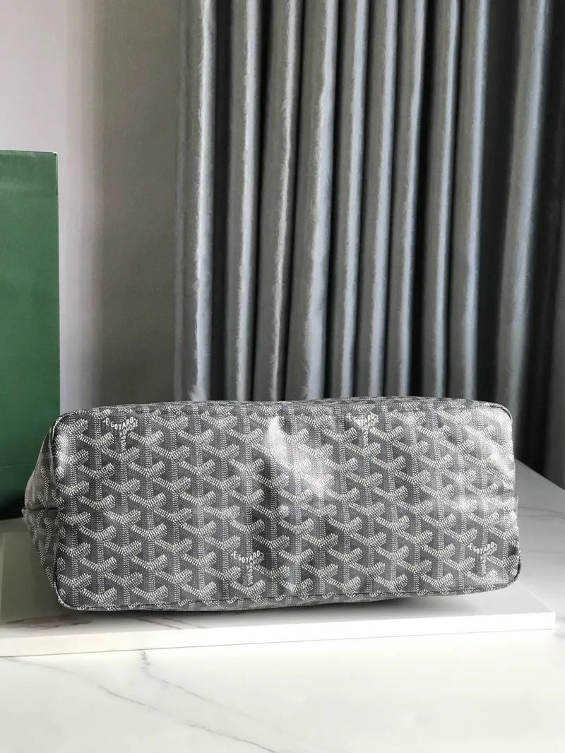 Goyard Gray Hobo Shoulder Bag with Pouch - Image 5