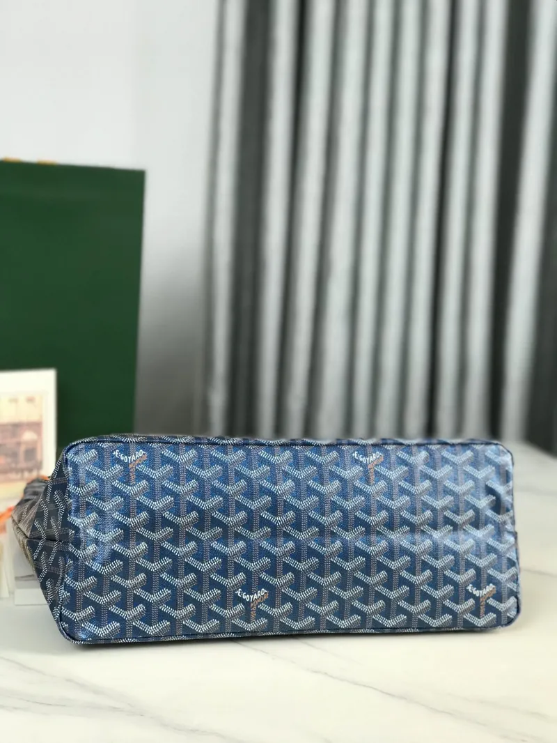 Goyard Blue Hobo Shoulder Bag - Image 6