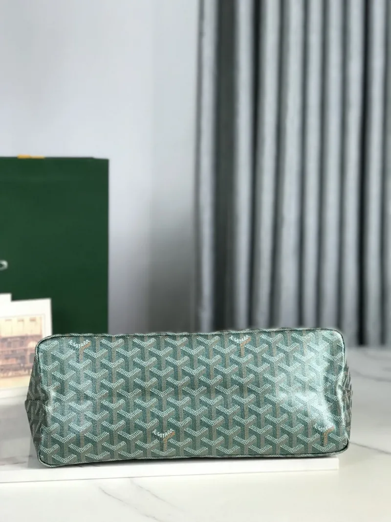 Goyard Dark Green Hobo Shoulder Bag with Pouch - Image 7