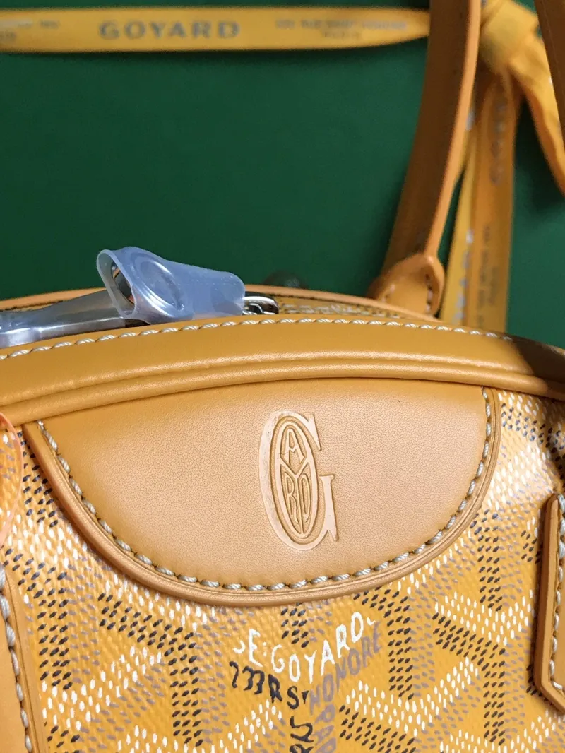 Goyard Yellow Top Handle Bag 69 - Image 4