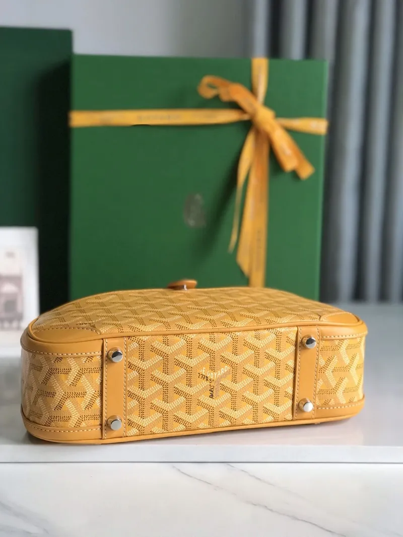 Goyard Yellow Top Handle Bag 69 - Image 5