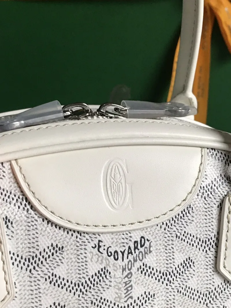 Goyard White Top Handle Bag - Image 5