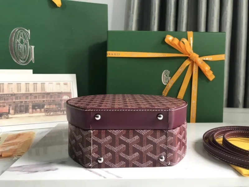 Goyard Burgundy Round Top Handle Bag - Image 3