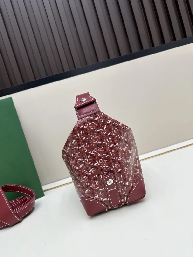 Alternative view of Goyard Burgundy Hobo Bag 2532