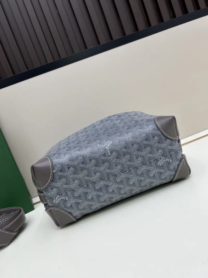 Goyard Gray Hobo Bag 2532 - Image 5