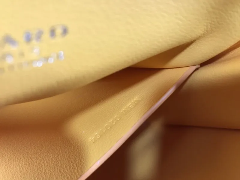Goyard Yellow Top Handle Bag - Image 8