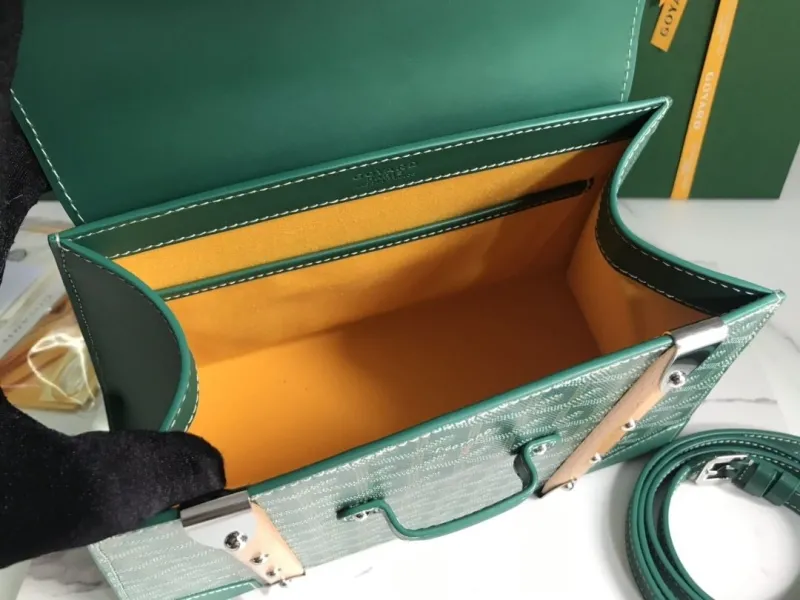 Goyard Green Top Handle Bag with Shoulder Strap - Image 8