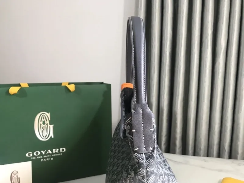 Goyard Dark Gray Hobo Shoulder Bag - Image 4
