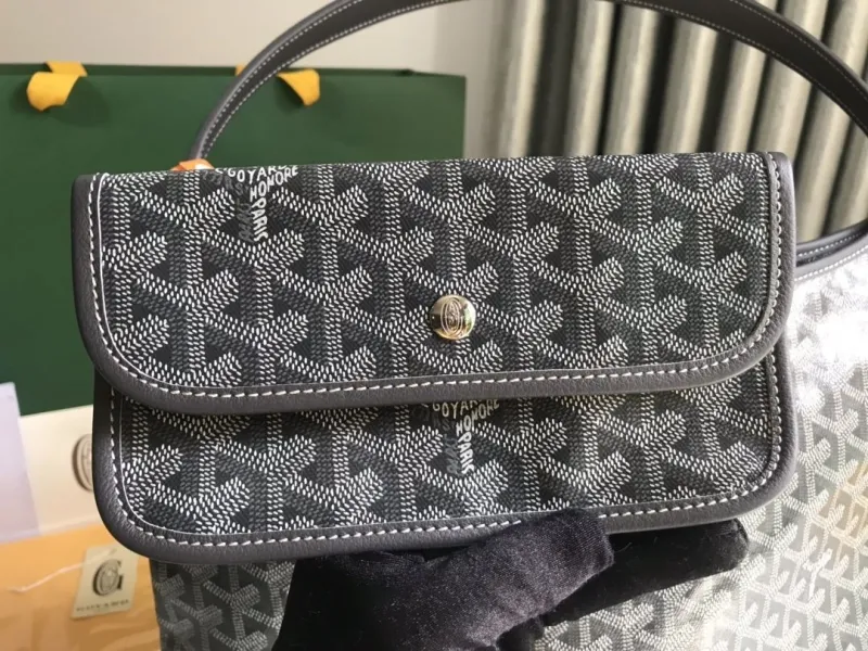 Goyard Dark Gray Hobo Shoulder Bag - Image 7