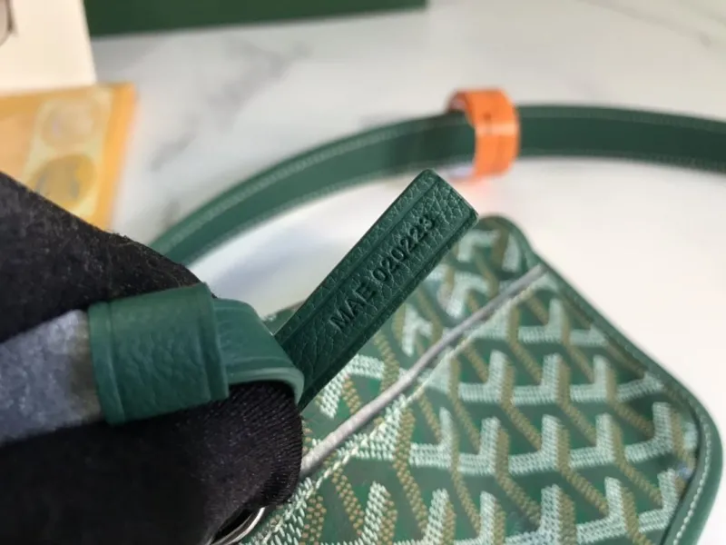 Goyard Green Hobo Shoulder Bag - Image 8