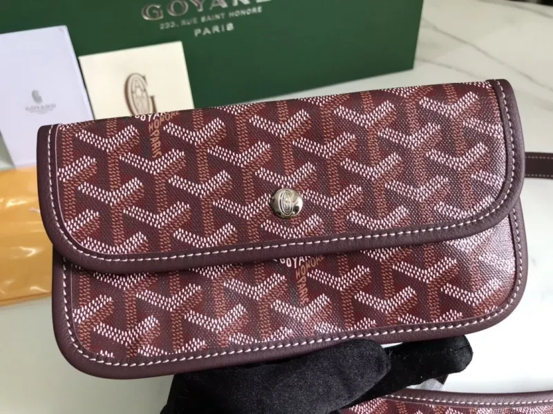 Goyard Burgundy Hobo Shoulder Bag - Image 7