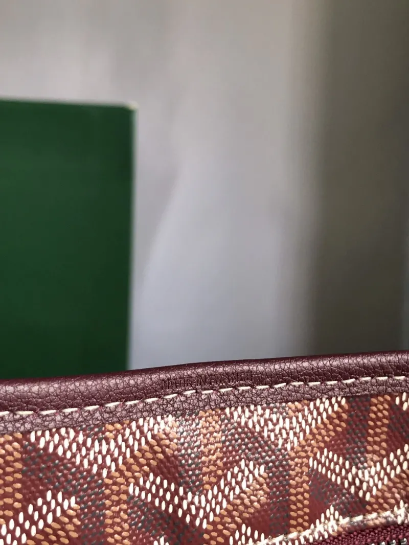 Goyard Brown Hobo Shoulder Bag with Pouch - Image 7