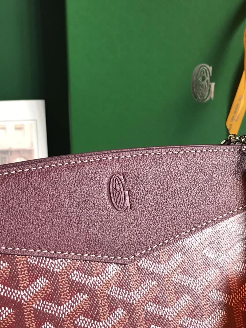 Goyard Burgundy Chain Shoulder Bag - Image 6