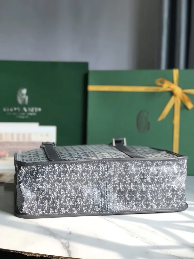 Goyard Gray Vertical Top Handle Tote Bag 311 - Image 4