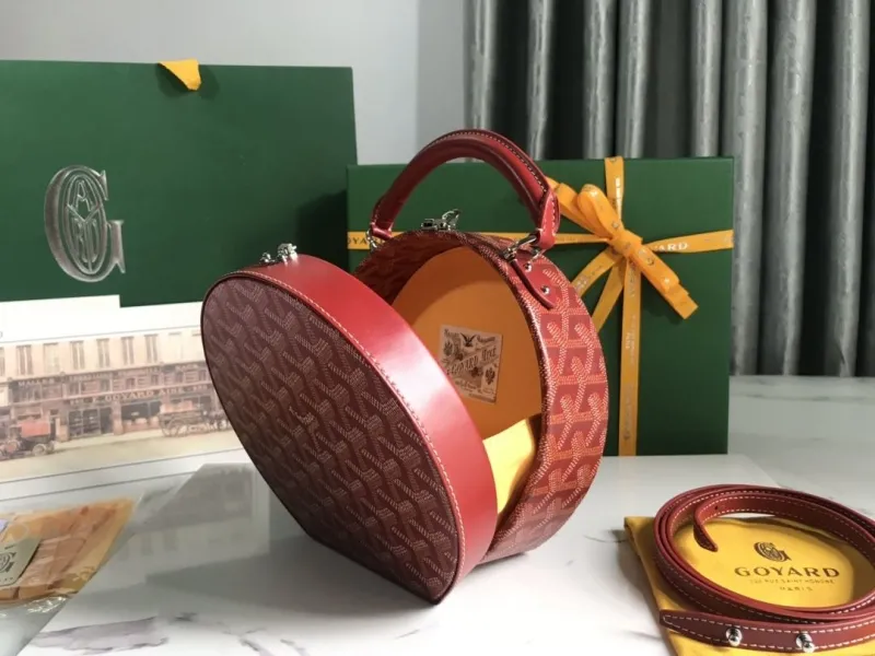 Goyard Red Round Top Handle Bag - Image 6