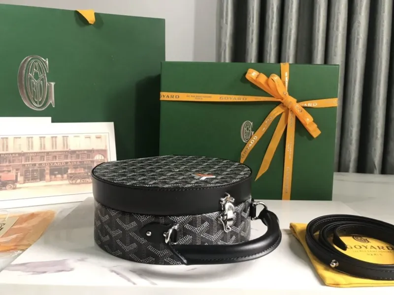 Goyard Black Round Top Handle Bag - Image 3