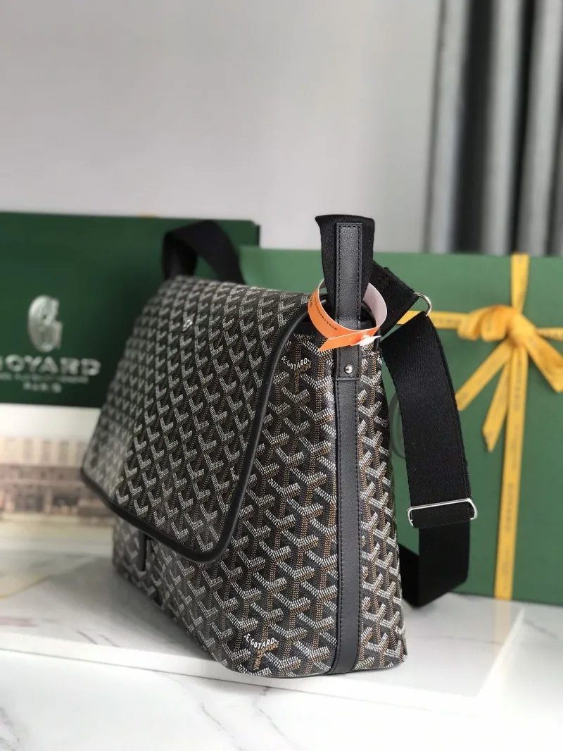 Alternative view of Goyard Black Messenger Bag 384
