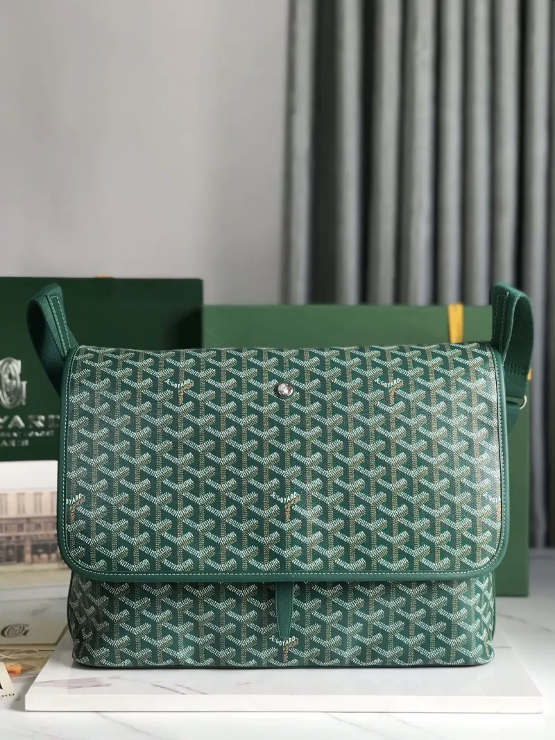 Goyard Green Messenger Bag 385
