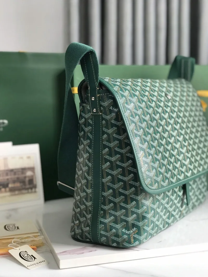 Alternative view of Goyard Green Messenger Bag 385