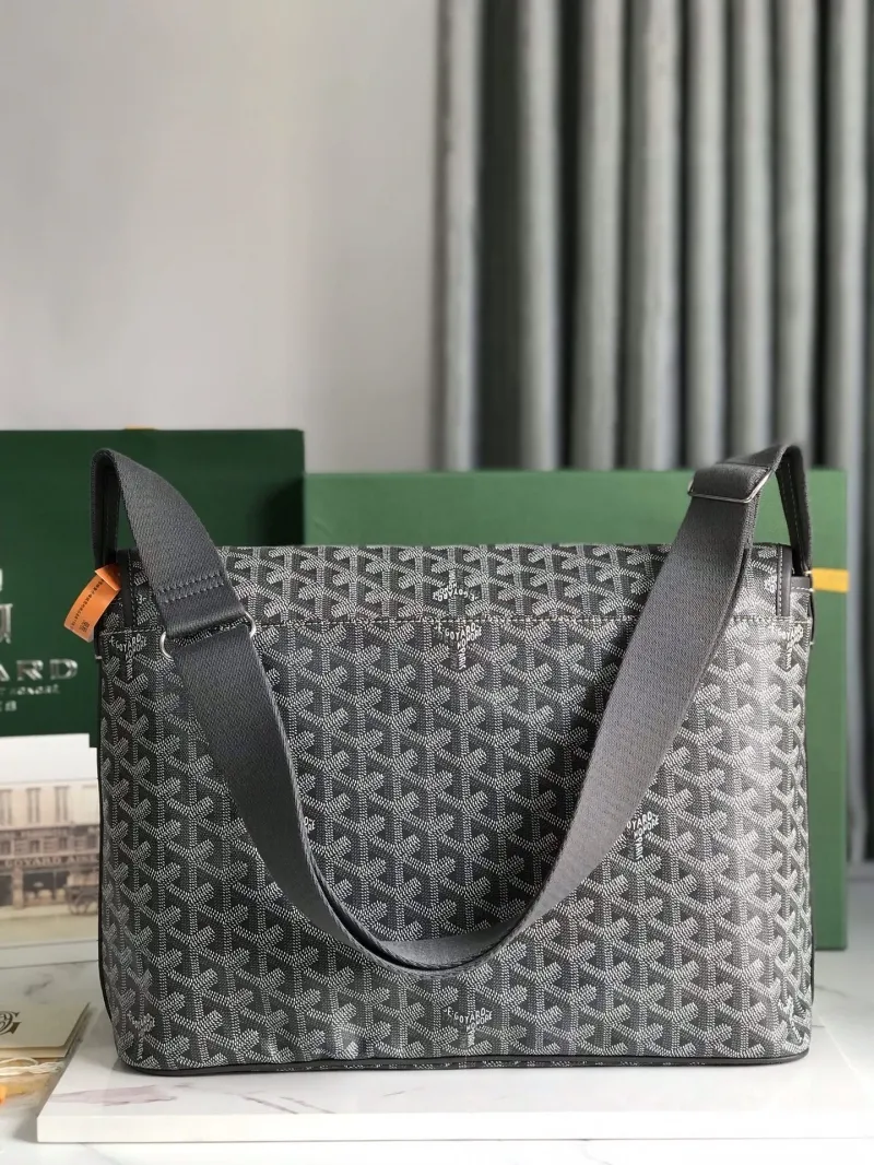 Goyard Gray Messenger Bag 386 - Image 3