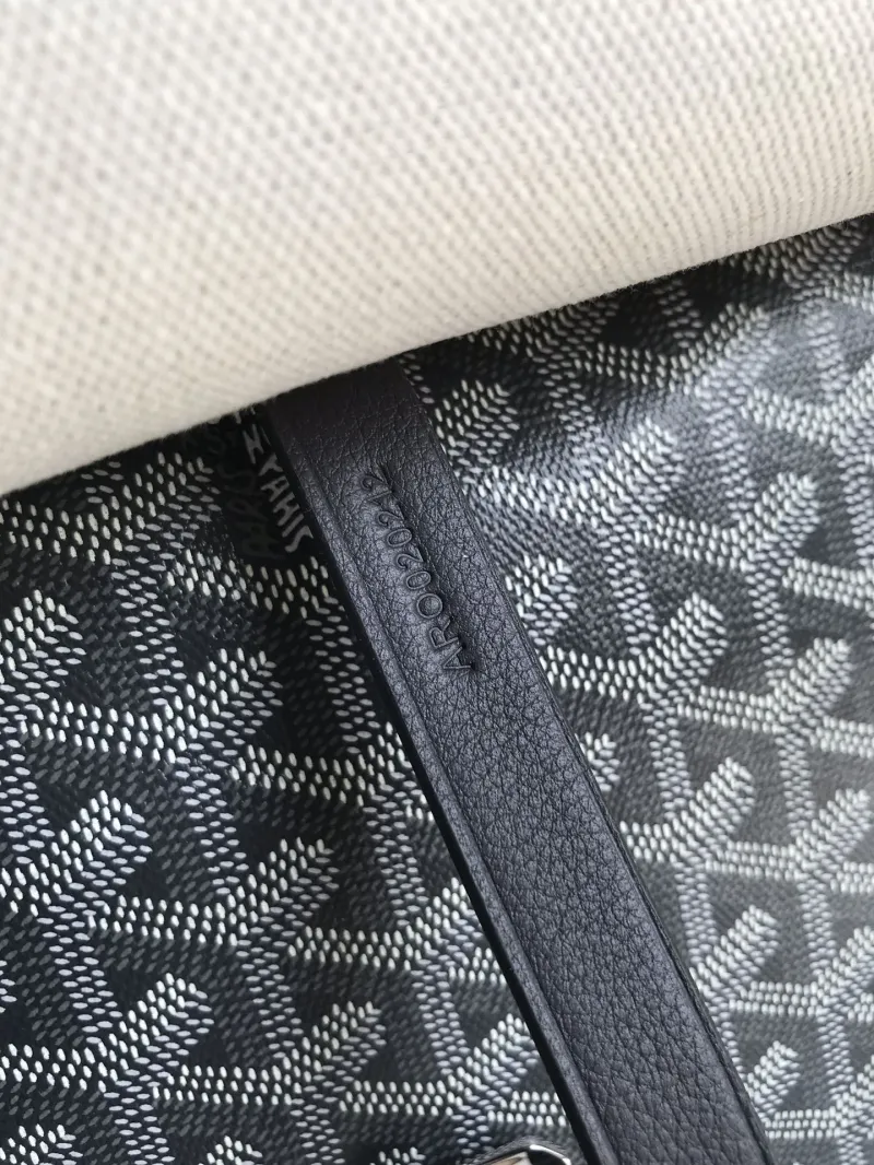 Goyard Gray Messenger Bag 386 - Image 7