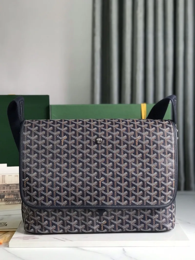 Goyard Navy Messenger Bag 387