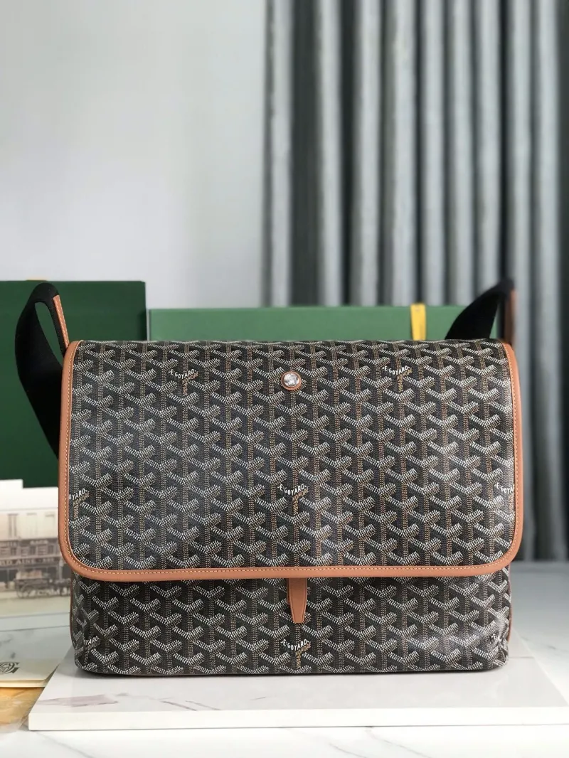 Goyard Black Tan Messenger Bag 388