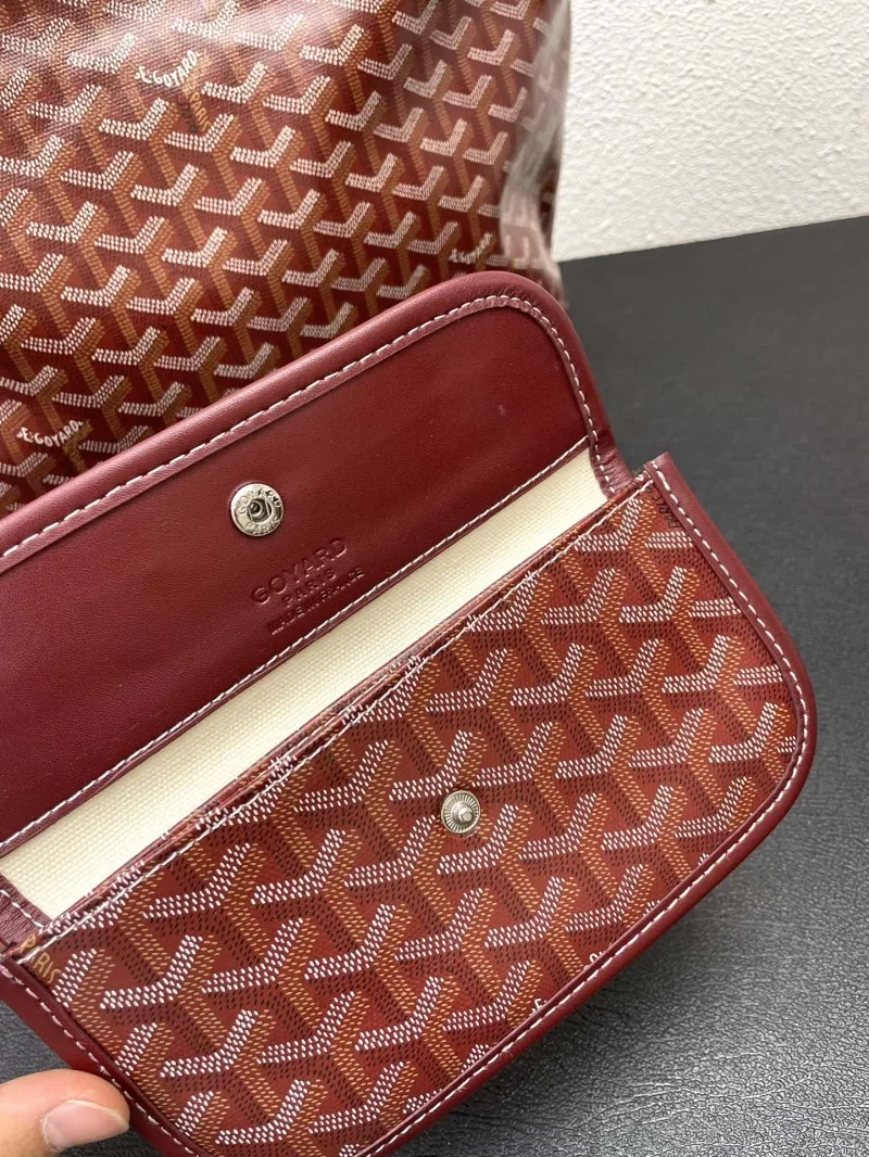 Goyard Burgundy Hobo Bag 42cm with Pouch - Image 7