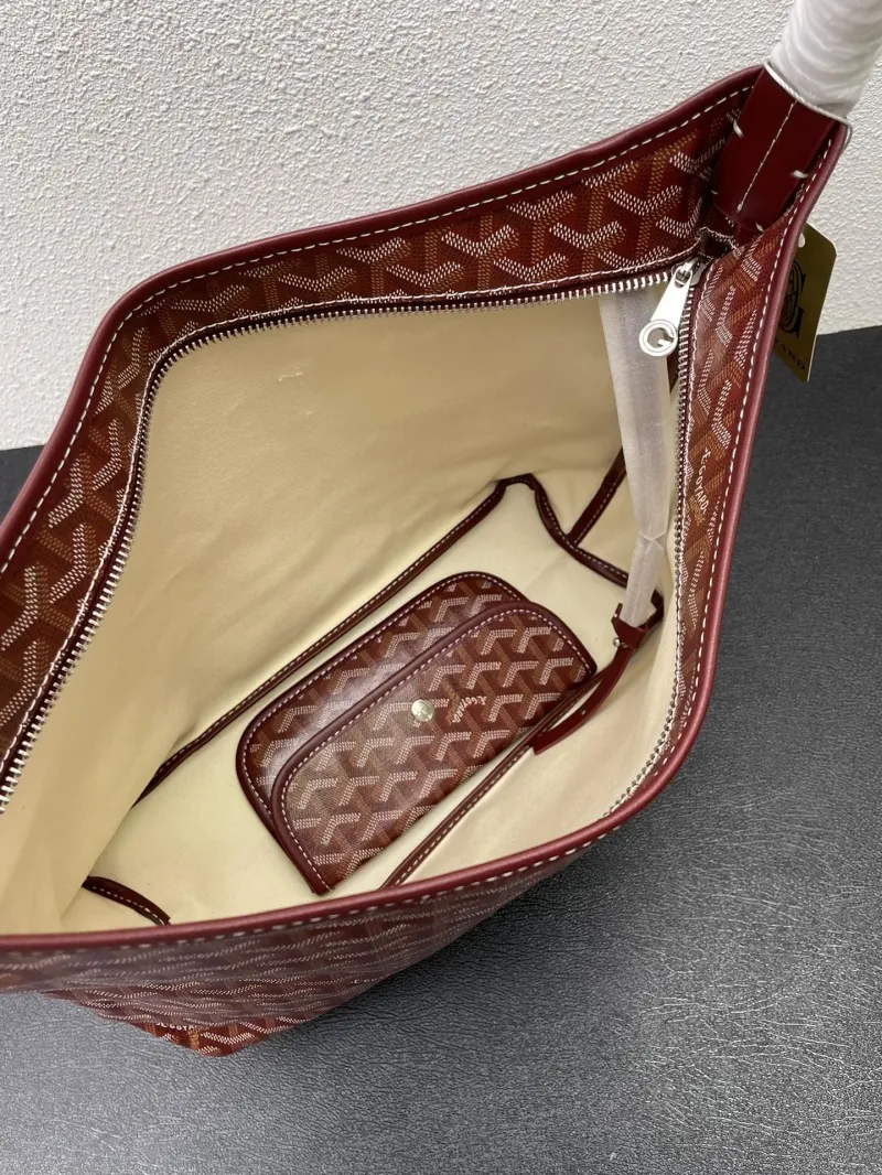 Goyard Burgundy Hobo Bag 42cm with Pouch - Image 9