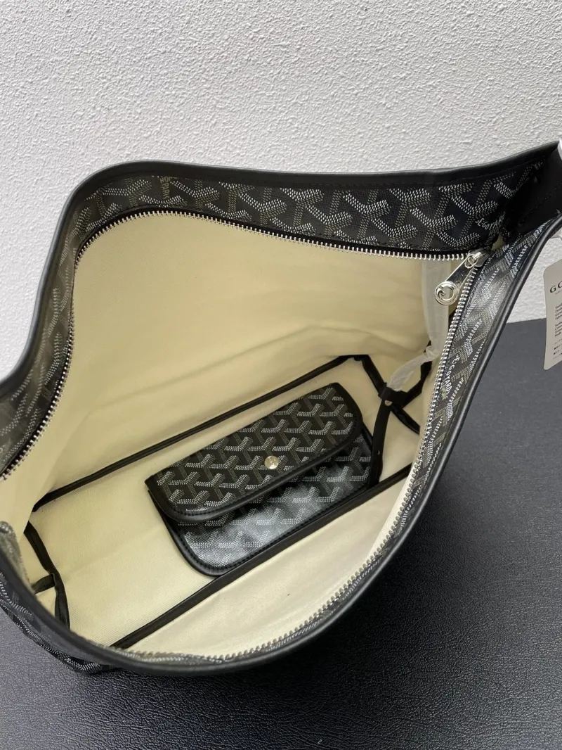 Goyard Black Hobo Shoulder Bag 42cm with Pouch - Image 9
