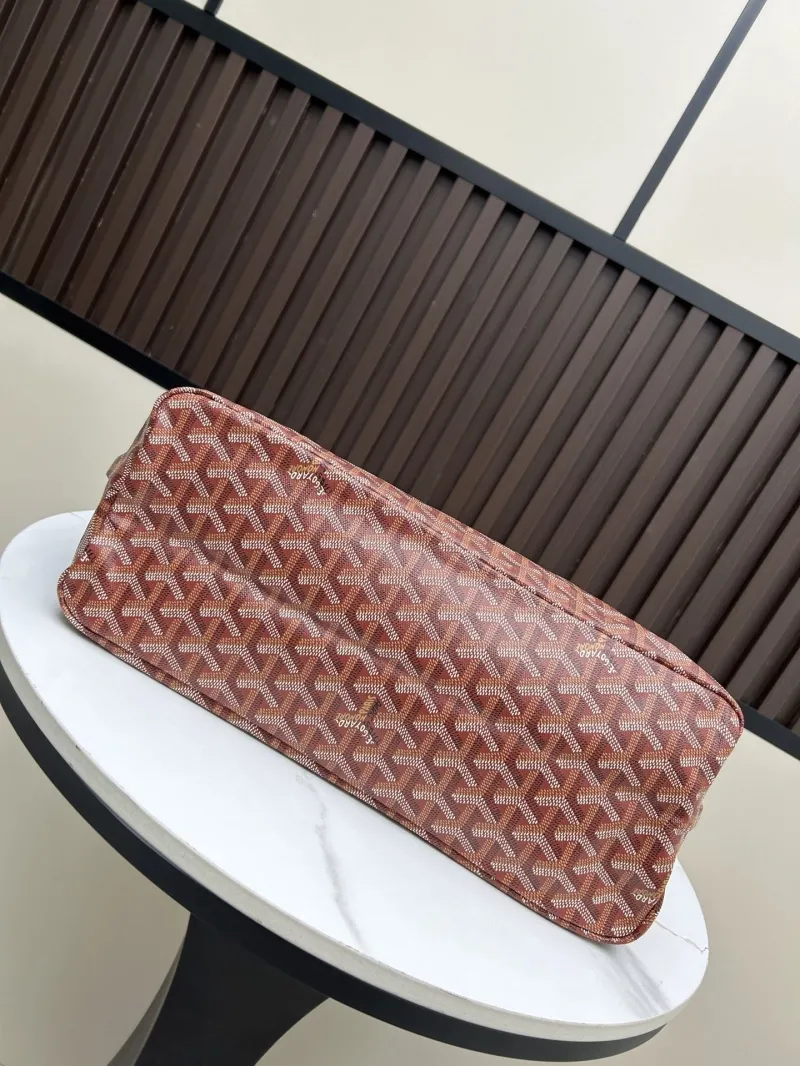 Goyard Burgundy Hobo Shoulder Bag 468 - Image 6