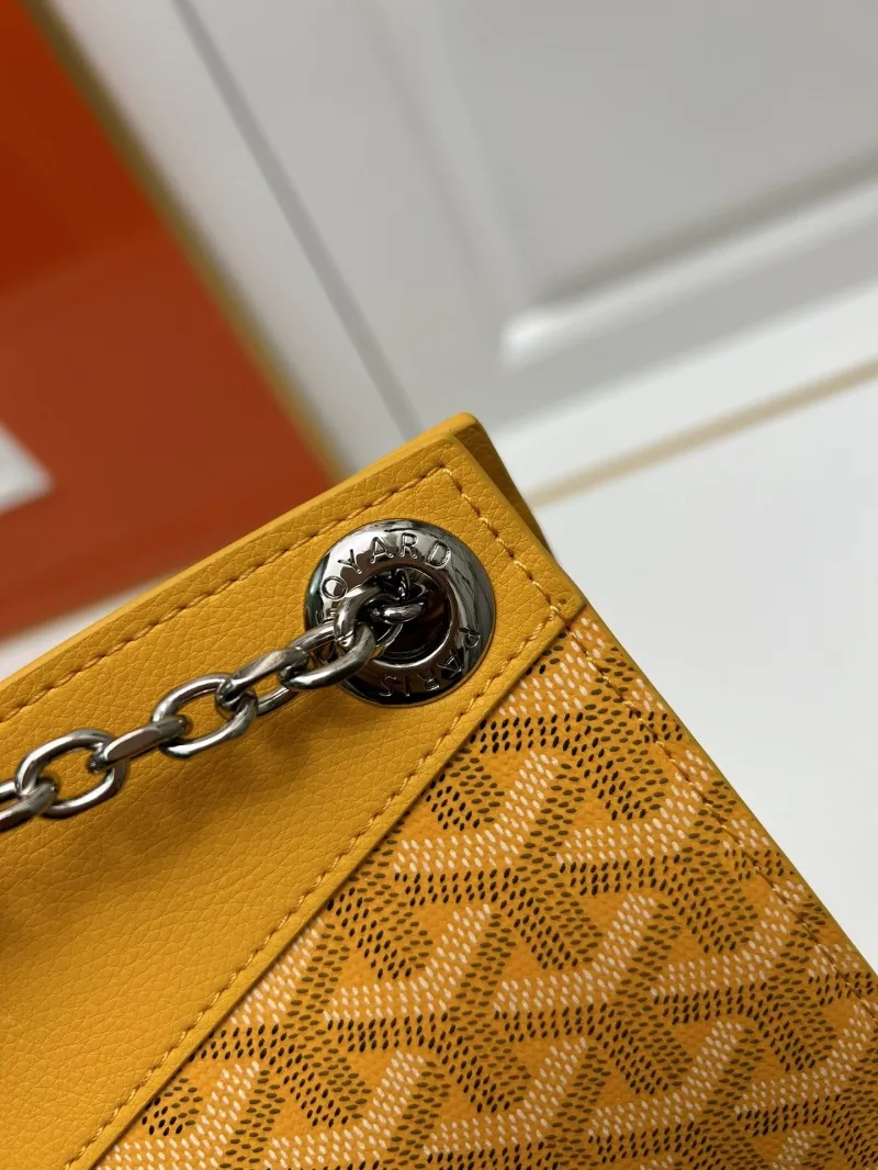 Goyard Yellow Chain Shoulder Bag 2256 25cm 20cm - Image 6