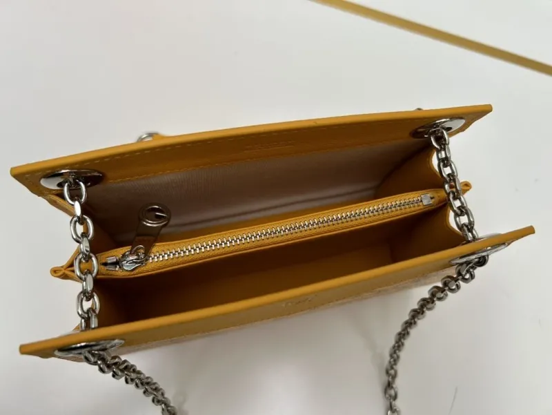 Goyard Yellow Chain Shoulder Bag 2256 25cm 20cm - Image 7