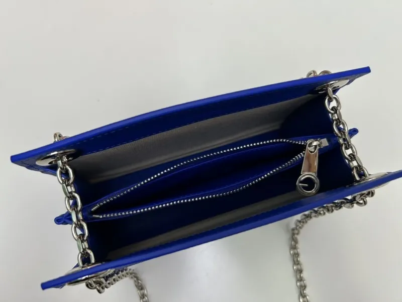 Goyard Blue Chain Shoulder Bag 2256 Large Small - Image 7