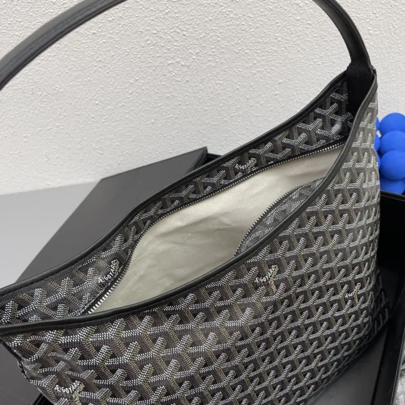 Goyard Dark Gray Hobo Bag with Pouch Model 6021 - Image 7